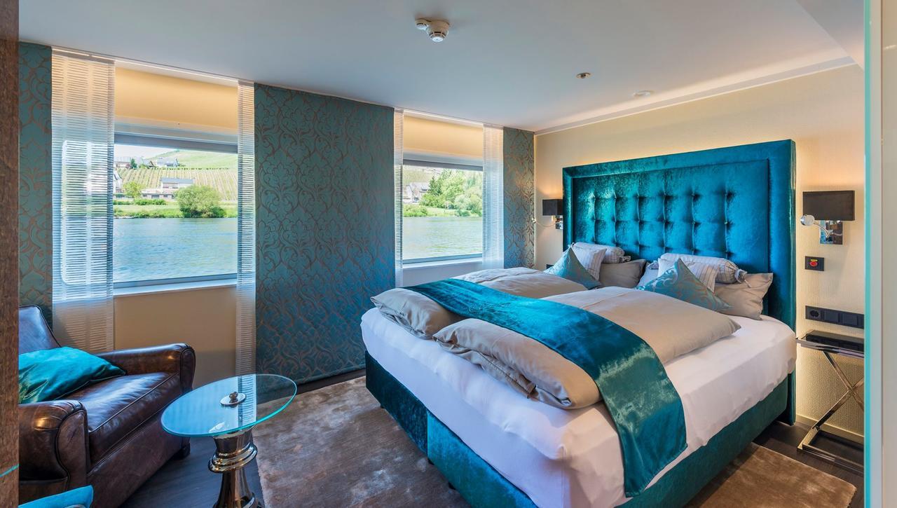 River Bär Hotel 3*